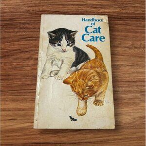 Vintage Handbook Of Cat Care 1976 Ralston Purina Vintage Pocket Paperback